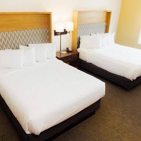 Holiday Inn & Suites - Hopkinsville - Convention Ctr By Ihg Экстерьер фото